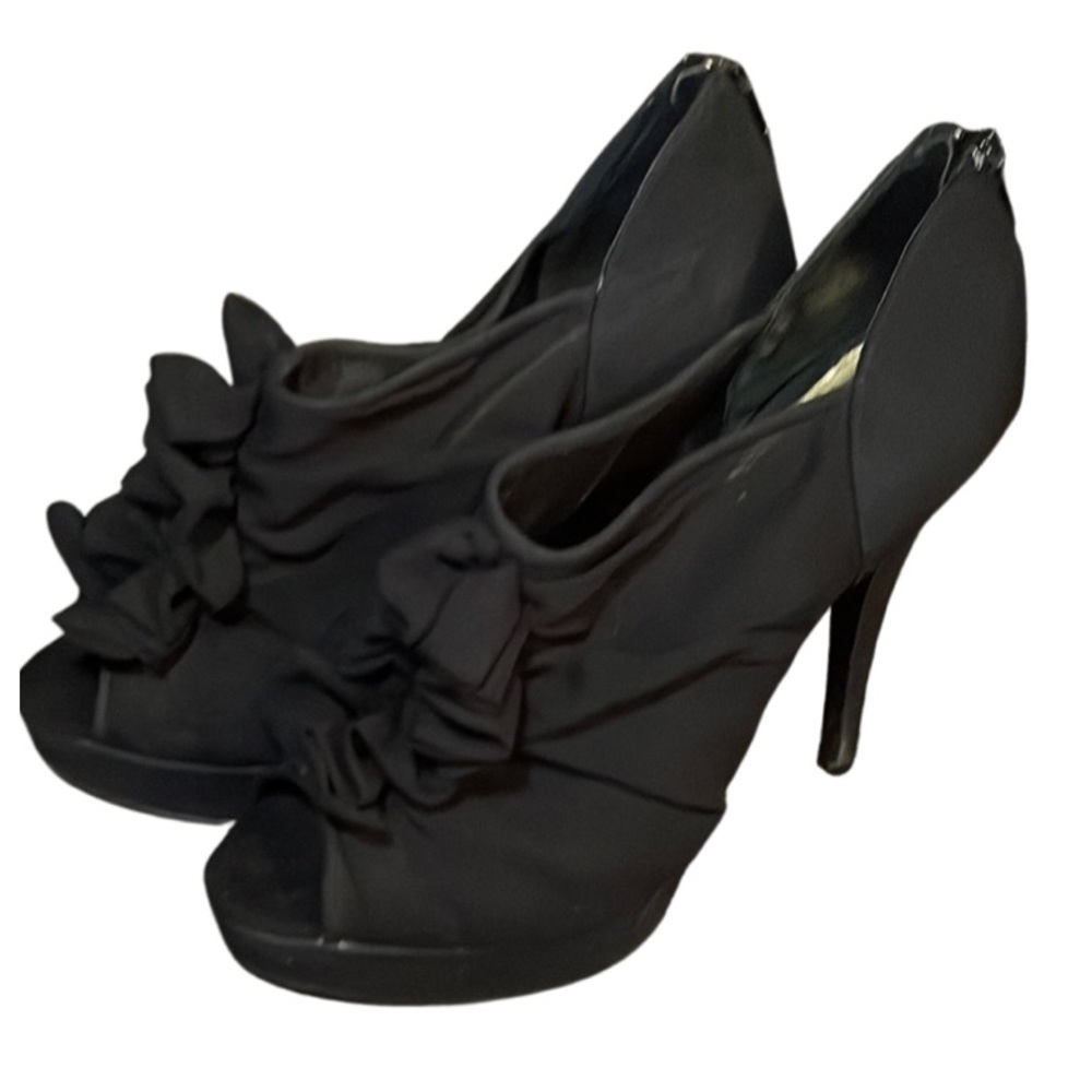 Bakers: mesh peep-toe heels: size 8.5: black.